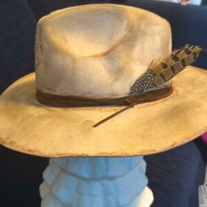 A Rare Bird “Pops” one size fits all fedora **Rare Find**